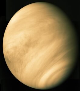 Një studim i ri sugjeron se Venusi mund të ketë pasur dikur një hënë, e cila u afrua gradualisht dhe përfundoi duke u përplasur me planetin.