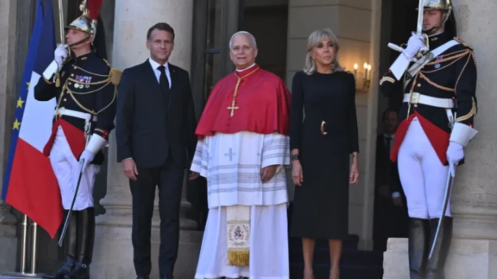 Papa Leo në Paris: rreth 800 mijë njerëz në meshën në Francë
