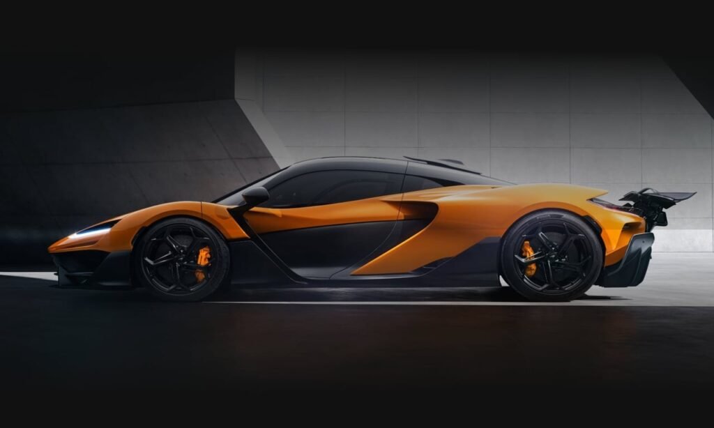 McLaren investon £500 milionë dhe konfirmon SUV-in e parë hibrid McLaren manufacturing UK