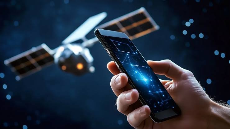 FCC hap garën për telefonat që lidhen direkt me satelitët Satelit që lidhet direkt me smartphone përmes teknologjisë direct-to-device
